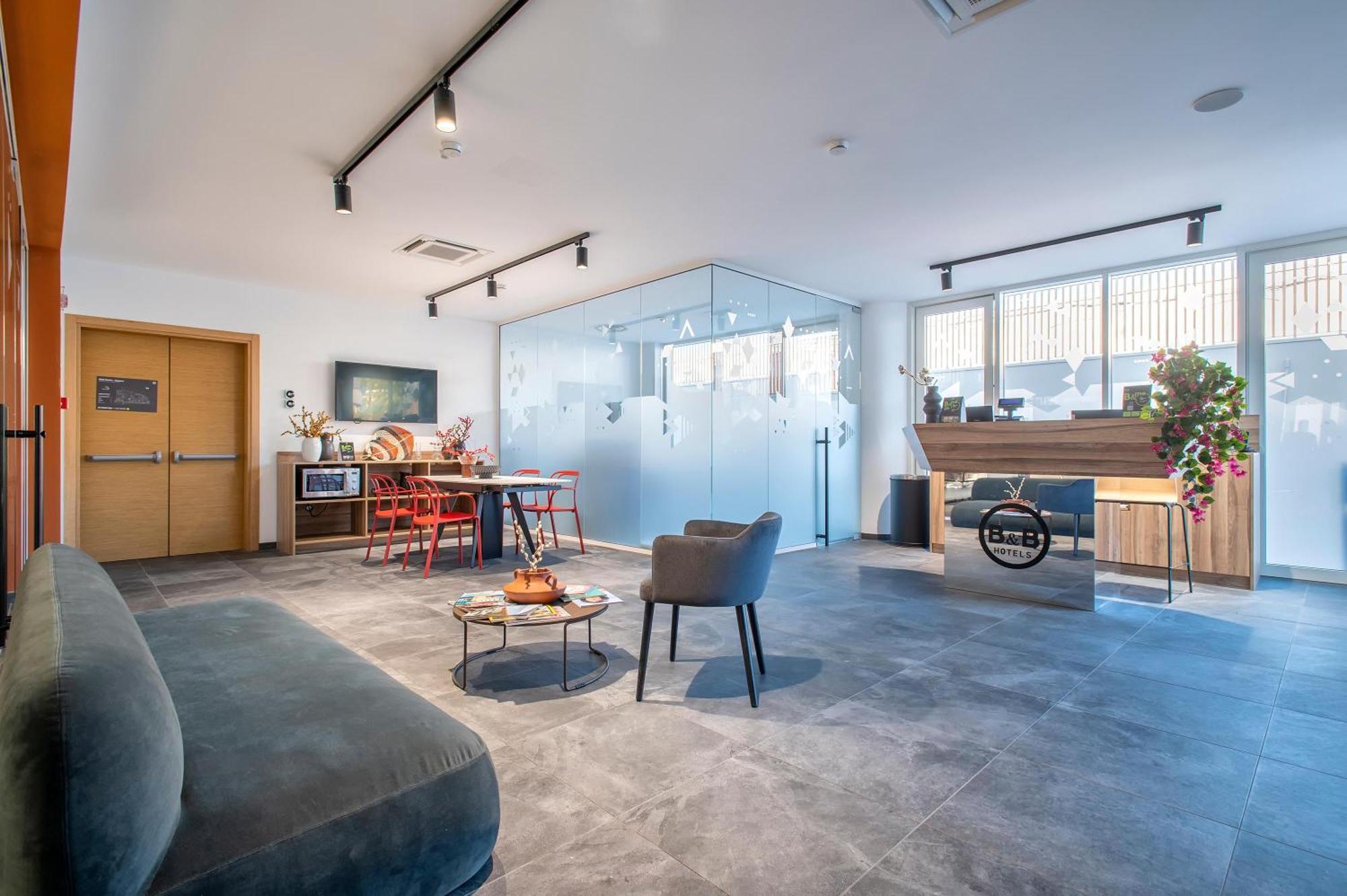B&B Hotel ساساري المظهر الخارجي الصورة